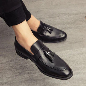 Elegance Enshrined: The Timeless Appeal of Black Patent Leather Shoes