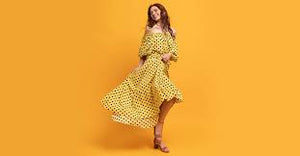 What Color Shoes to Wear with a Yellow Dress: A Style Guide for a Perfect Match
