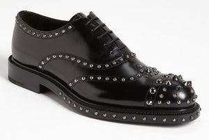 Elevate Your Style with Men's Studded Shoes: Discover the Latest Trends