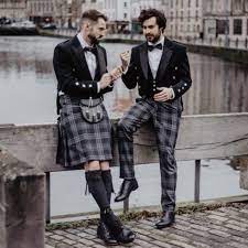 What Shoes Do You Wear with a Kilt? Unlocking the Perfect Pairing for Your Scottish Attire