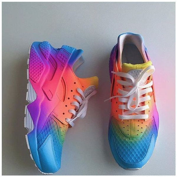 multicolor tennis shoes