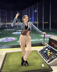 What Shoes to Wear to Topgolf: Striking the Perfect Balance of Style and Performance**