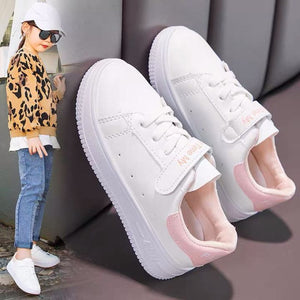 White Shoes for Girls: A Timeless Trend in Empire Coastal's Collection on Shopify