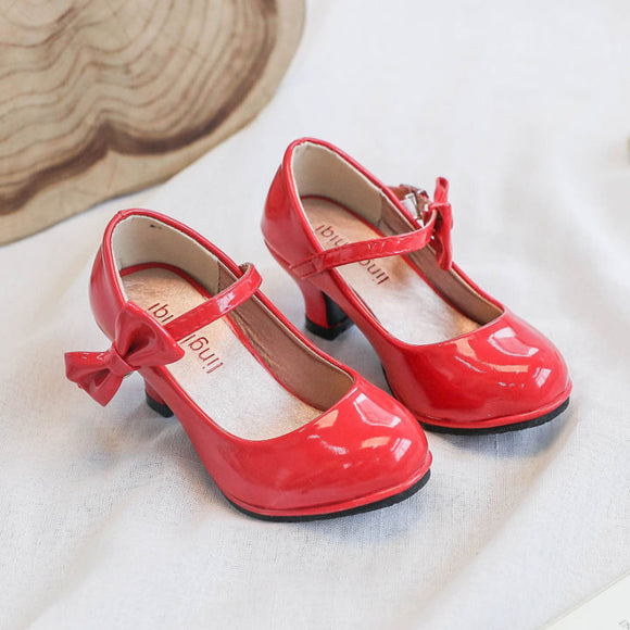 girls red shoes