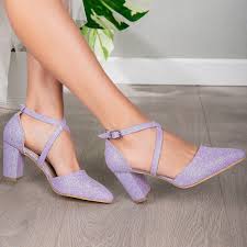 ﻿The Allure of Lilac Shoes: A Perfect Blend of Elegance and Versatility