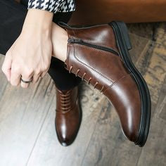 Timeless Elegance and Versatility: The Appeal of Men's Leather Lace-Up Dress Boots