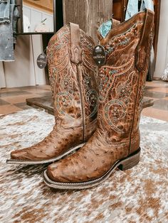 ﻿Ostrich Leg Western Boots: A Unique Blend of Style, Durability, and Comfort