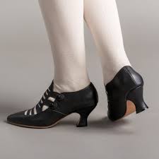 witch shoes