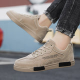 New Classic Men Skateboard Shoes Fashion Designer Sports Shoes Men Sneakers Flats Breathable Vulcanized Sneakers Man Skate Shoes