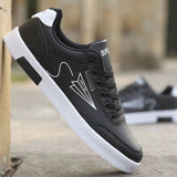 New casual shoes in spring 2023 Men's board shoes Fashion breathable small white shoes Men's sneakers Low top leather board